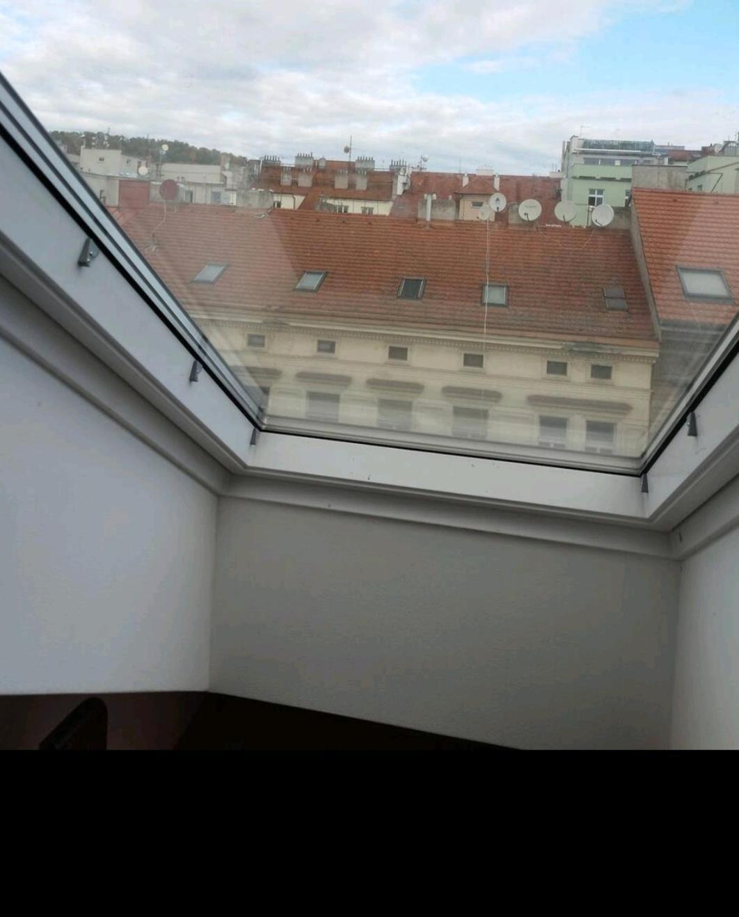Cozy Rooftop With Balcony Prague Exterior photo