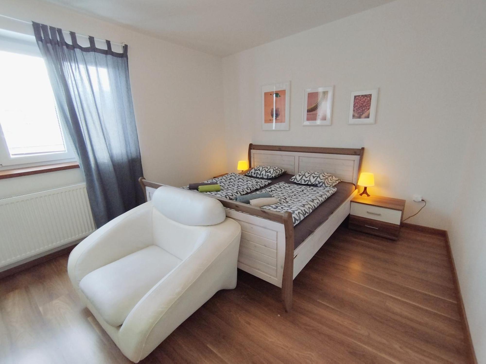 Cozy Rooftop With Balcony Prague Exterior photo